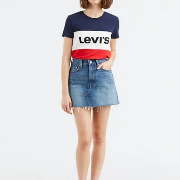 Levi’s Deconstructed Dark Wash Blue Denim Mini Skirt Raw Hem Women's Size 8 EUC - Picture 14 of 16